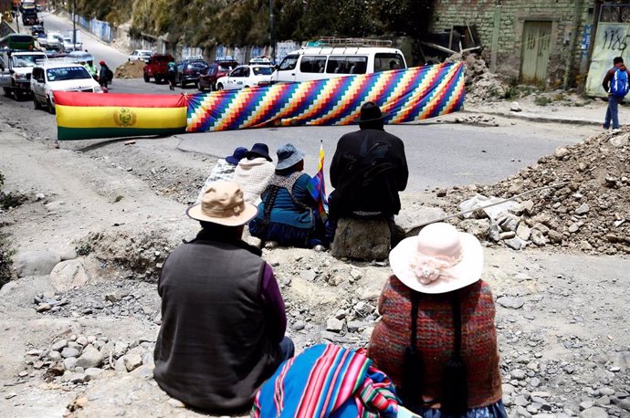 Protesta contra el golpe de Estado en Bolivia en Chuquiaguillo, cerca de La Paz