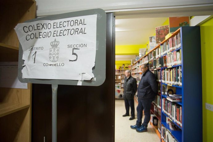 El colegio electoral de O Perdouro, en Burela, donde se repiten las elecciones municipales por irregularidades en el recuento de mayo, en Lugo (Galicia/España) a 17 de noviembre de 2019.