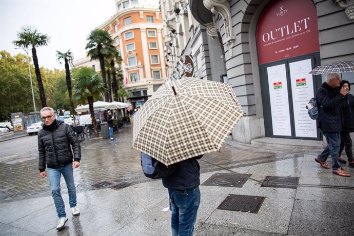 La AEMET prevé lluvias para este lunes en gran parte de España