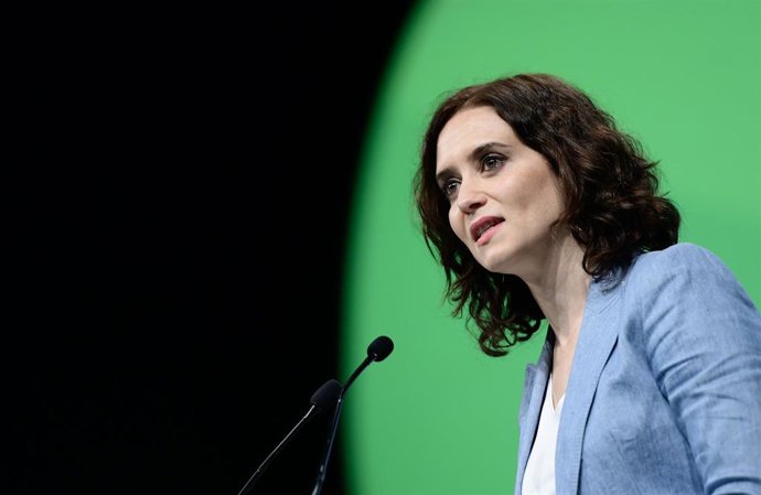 La presidenta de la Comunidad de Madrid, Isabel Díaz Ayuso, participa en el XV Congreso Nacional de Escuelas Católicas Magister Educar para dar vida.