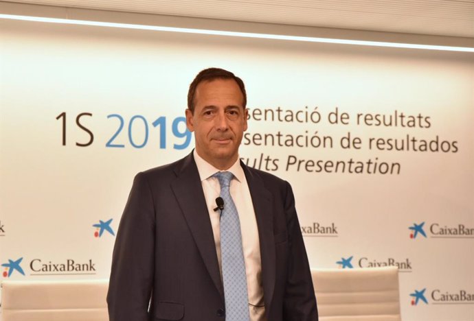 El consejero delegado de CaixaBank, Gonzalo Gortázar, durante la presentación de los resultados de la entidad, correspondientes a los seis primeros meses de 2019.