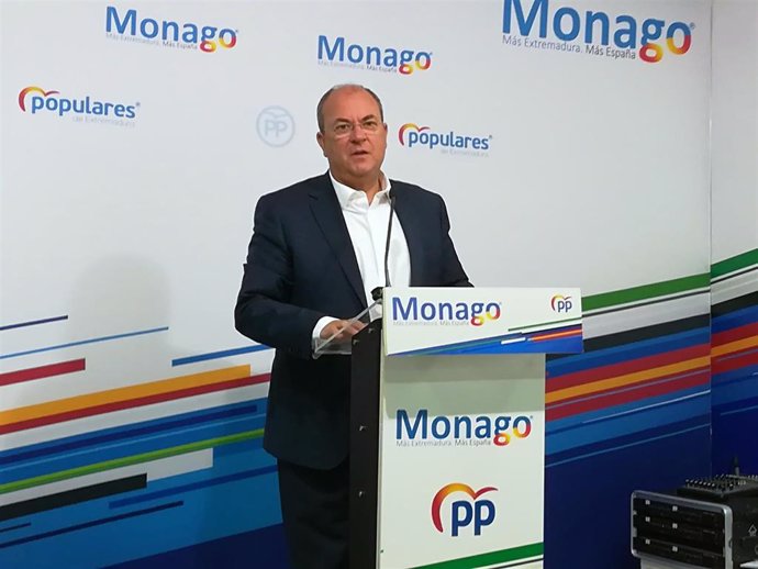José Antonio Monago habla en rueda de prensa en Mérida sobre los presupuestos extremeños 2020