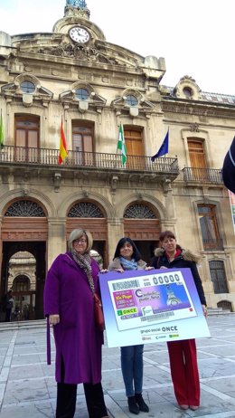 Presentación del cupón de la ONCE destinado al relol del palacio de la Diputación de Jaén