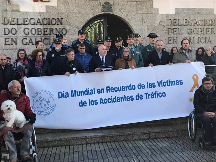 El delegado del Gobierno, Javier Losada, asiste al acto del Día Mundial en Recuerdo de las Víctimas de Accidentes de Tráfico