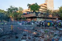 Las autoridades de Hong Kong no descartan aplazar las elecciones locales por las protestas