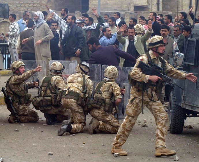 Soldados británicos desplegados en el sur de Irak