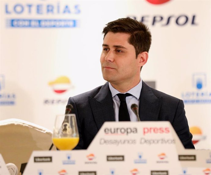 El presidente de la Asociación de Futbolistas Españoles, David Aganzo, interviene en un Desayuno Deportivo de Europa Press.