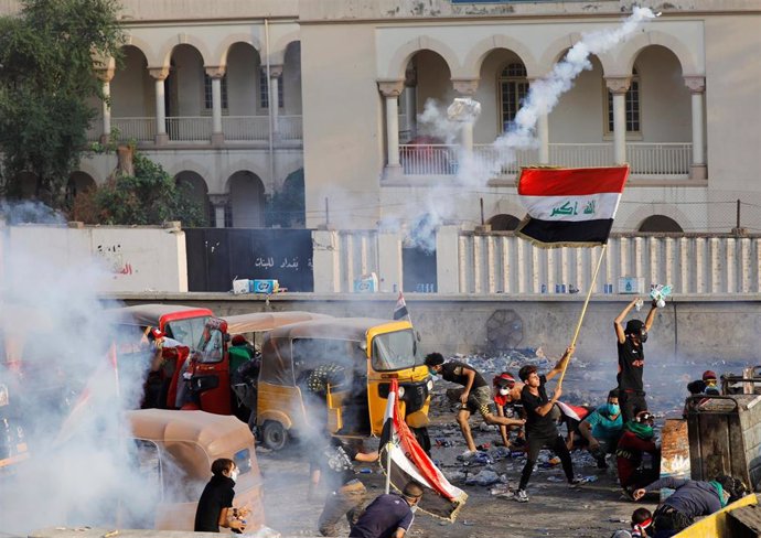Disturbios durante las protestas sociales en Bagdad