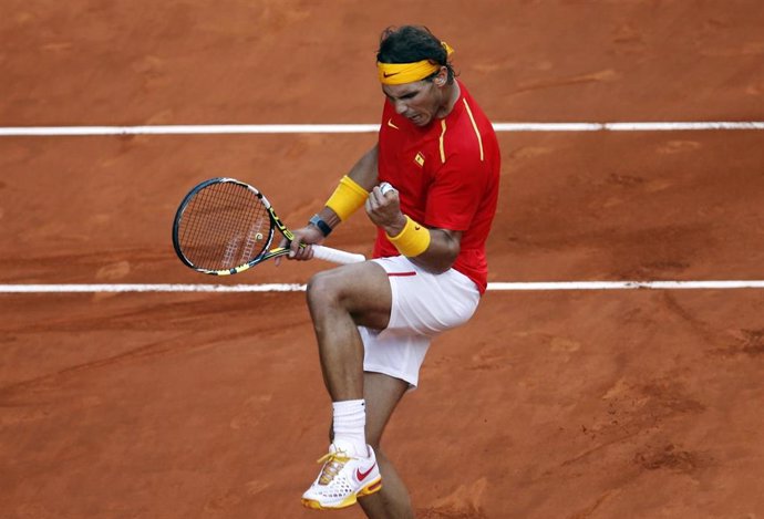 Rafael Nadal vence a Sergiy Stakhovsky en Copa Davis, 13 de septiembre de 2013, Madrid, España