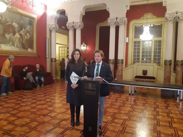 El presidente de Vox Baleares, Jorge Campos, ha explicado los motivos por los que la formación no ha firmado el pacto balear de la infancia.