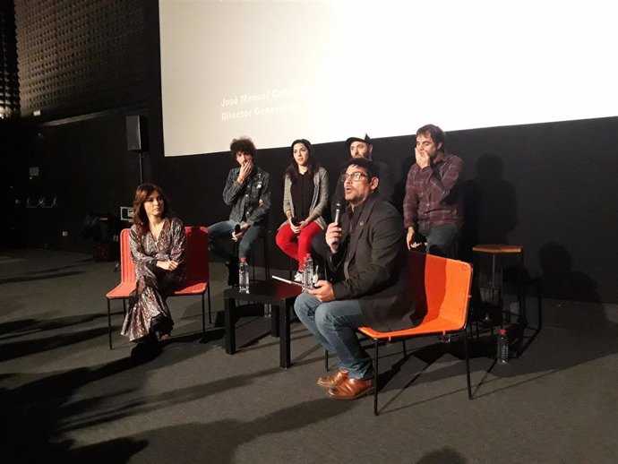 Isma Serrano, La La Love y Despistaos, Helena Resano y el director de Hogar Sí en la presentación de La Noche Sin Hogar