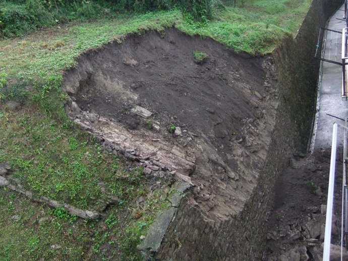 Derrumbe en la calle Zarautz.