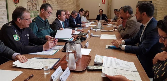 Reunión para realizar el balance del Plan Infoca en Sevilla