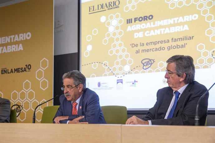 El presidente de Cantabria, Miguel Ángel Revilla, en el Foro Agroalimentario