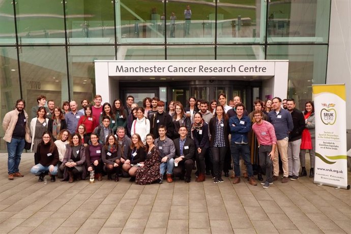 Fotografía de los participantes del encuentro en Manchester.