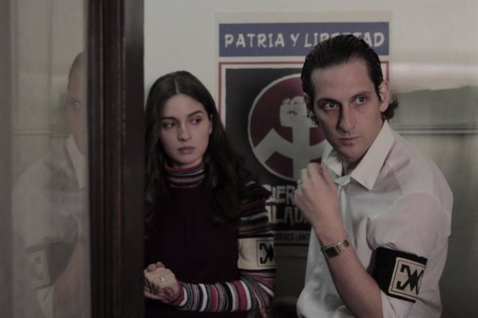 Los actores María Valverde y Gabriel Urzúa, dos de los protagonistas del nuevo filme de Andrés Wood 'Araña'.