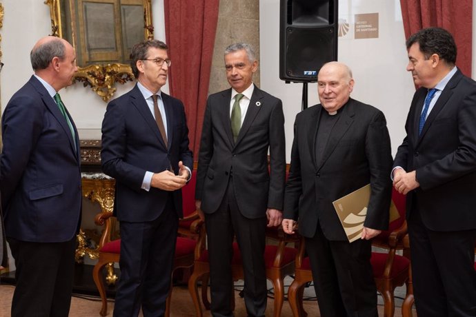 Firme del protocolo para la iluminación de la Catedral de Santiago