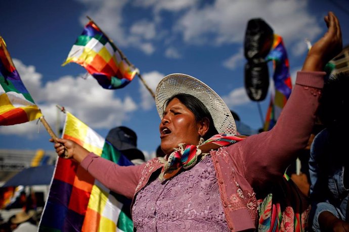 Manifestación a favor del ex presidente boliviano Evo Morales en Cochabamba