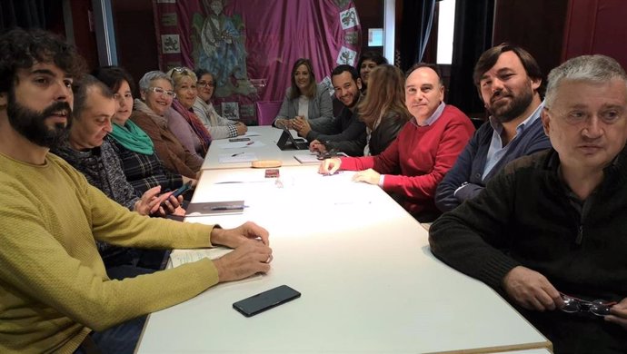 Reunión de la plantilla de ayuda a domicilio, CCOO y grupos municipales de Sevilla
