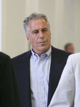 EEUU.- Imputados dos guardias de la cárcel donde se suicidó Jeffrey Epstein por 