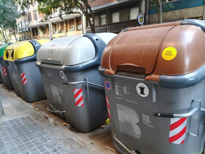 Containers del Ayuntamiento de Barcelona. Contáiners
