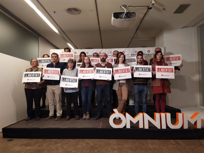 La Junta d'mnium Cultural després de la declaració institucional arran de l'informe d'Amnistia Internacional sobre la sentncia de el 1-O