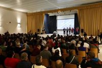 Fical Social proyecta en el centro penitenciario 'El Acebuche' la película 'Abuelos', que concursa en 'Ópera Prima'