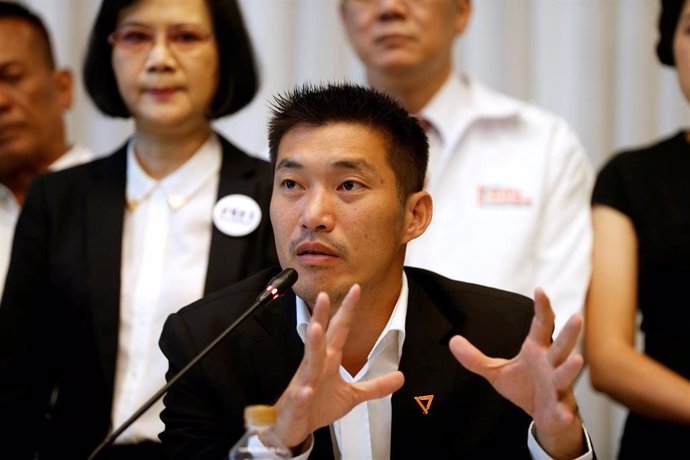 El líder tailandés opositor del Partido Futuro Adelante,  Thanathorn Juangroongruangkit