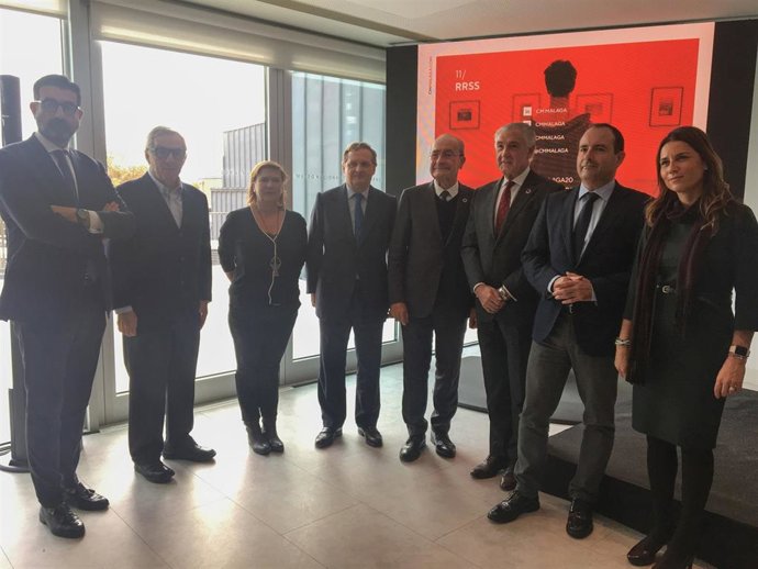 Foto de familia de la presentación en Madrid del CM Málaga, Cities & Museums International Trade Fair,