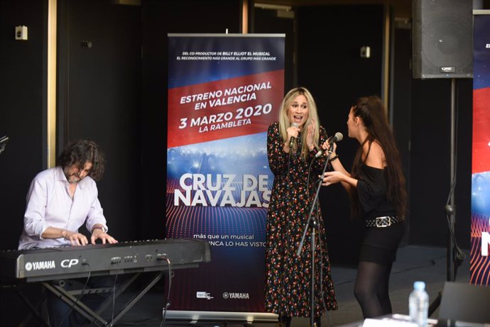 Presentación del espectáculo 'Cruz de Navajas' en La Rambleta de Valncia