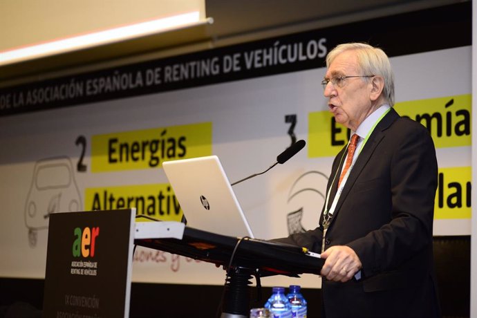 El presidente de la Asociación Española de Renting de Vehíclos, Agustín García, en la IX Convención de la AER