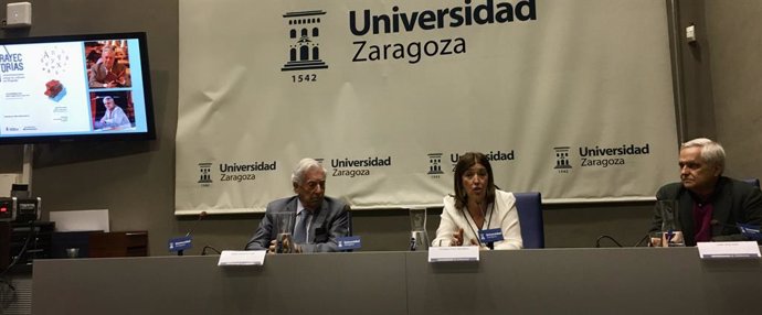 Vargas Llosa es "optimista" sobre América Latina y apunta al "espíritu  crítico"