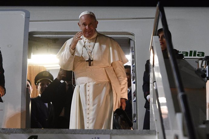 El Papa en Tailandia: "¡Un joven no se puede jubilar a los 20 años, tiene que es
