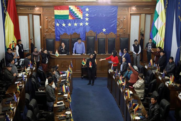 Eva Copa Murga, del MAS, en el momento de su elección como presidenta del Senado