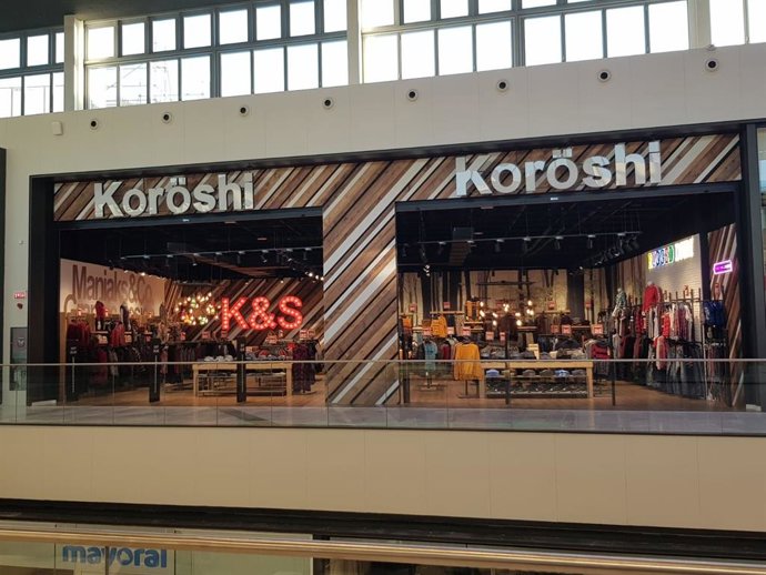 Última Apertura De Una Tienda Korshi En El CC Lagoh De Sevilla