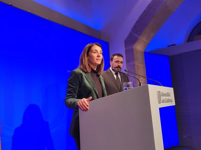 AMP.- El 46,8% de españoles defiende dialogar sobre Cataluña solo en el marco co