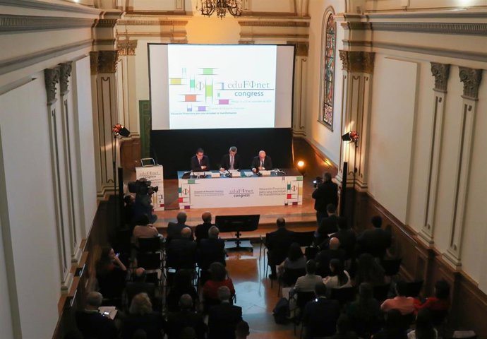 II Congreso Edufinet de Unicaja con una treintena de expertos