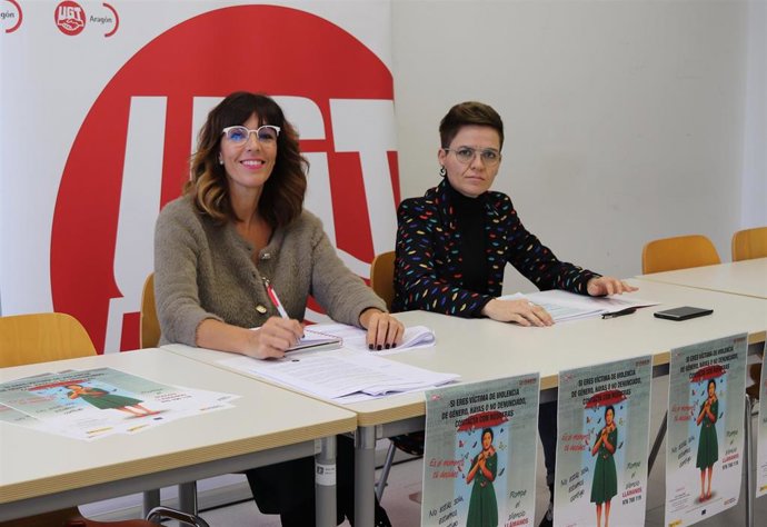 La técnica de Empleo de UGT-Aragón, Eva Urbón, y la secretaria de Juventud, Movimientos Sociales y Mujer, Sonia Montoro.