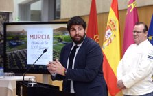 López Miras en la presentación Murcia, Capital Esp