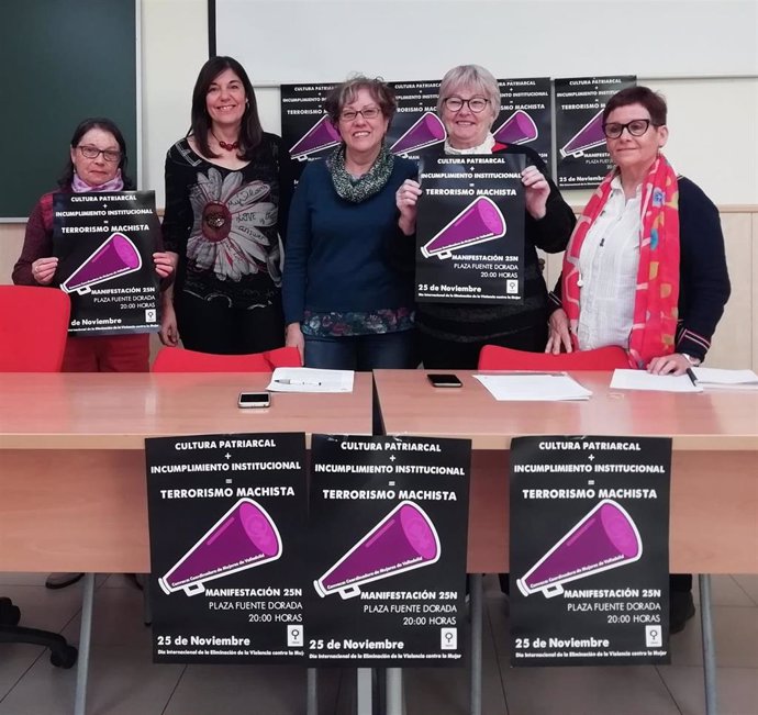 Presentación del comunicado de la Coordinadora de Mujeres de Valladolid.