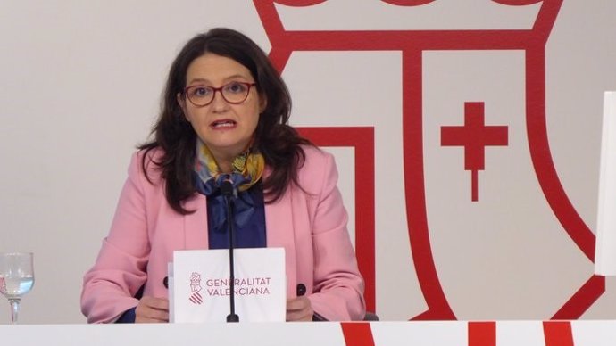 La vicepresidenta de la Generalitat, Mónica Olta, en la rueda de prensa posterior al pleno del Consell