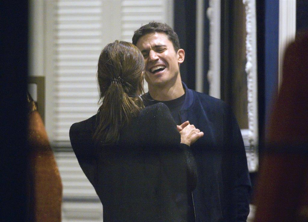 Álex González apoya a su novia Blanca Rodríguez con su firma de moda