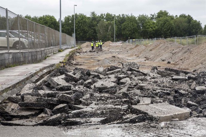 Obras en la carretera del polígono de Cros