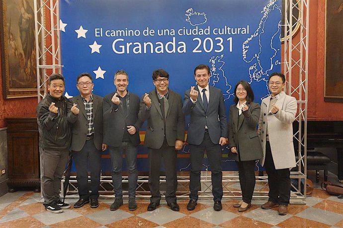 Imagen de la visita de la delegación de Corea del Sur al Ayuntamiento de Granada