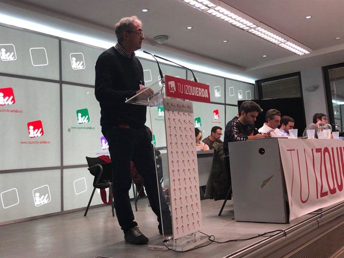 El coordinador de IU Extremadura, Joaquín Macías