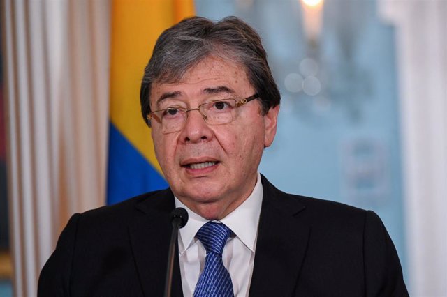 El ministro de Defensa de Colombia, Carlos Holmes Trujillo.