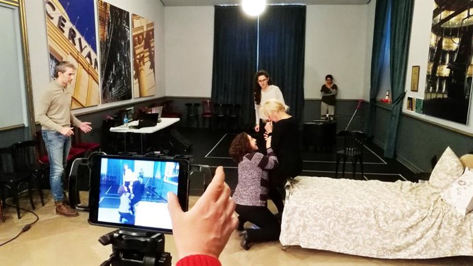 Ensayo de 'La Isla del Aire'.