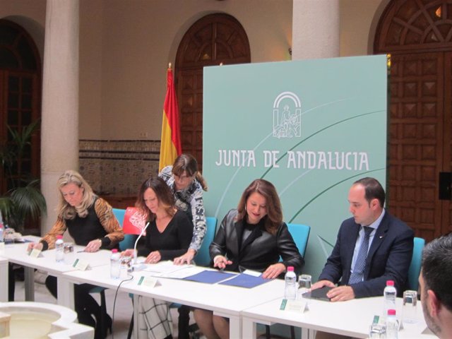 Firma de convenios para 12 proyectos de depuración de agua en la provincia de Jaén