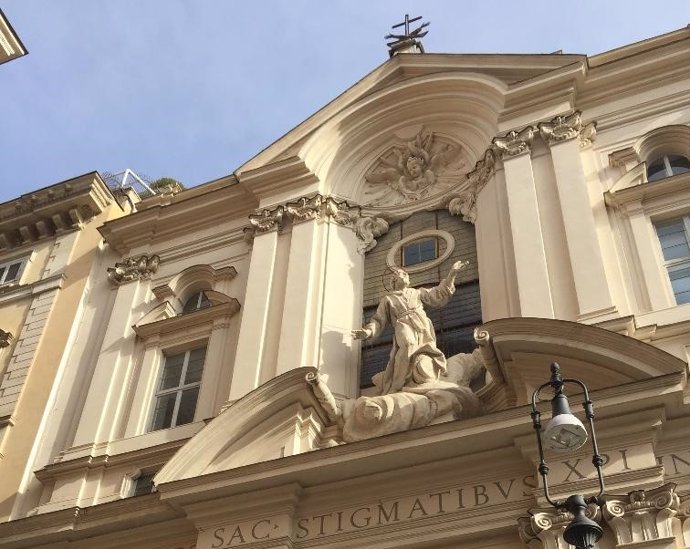 Iglesia de los Santísimos Estigmas de San Francisco en Roma