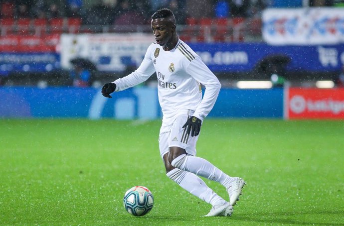 Fútbol.- Vinicius, fuera de la convocatoria del Real Madrid para recibir a la Re